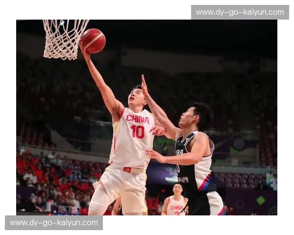 亚洲杯巅峰对决：中国男足3-0完胜韩国，一战封神！